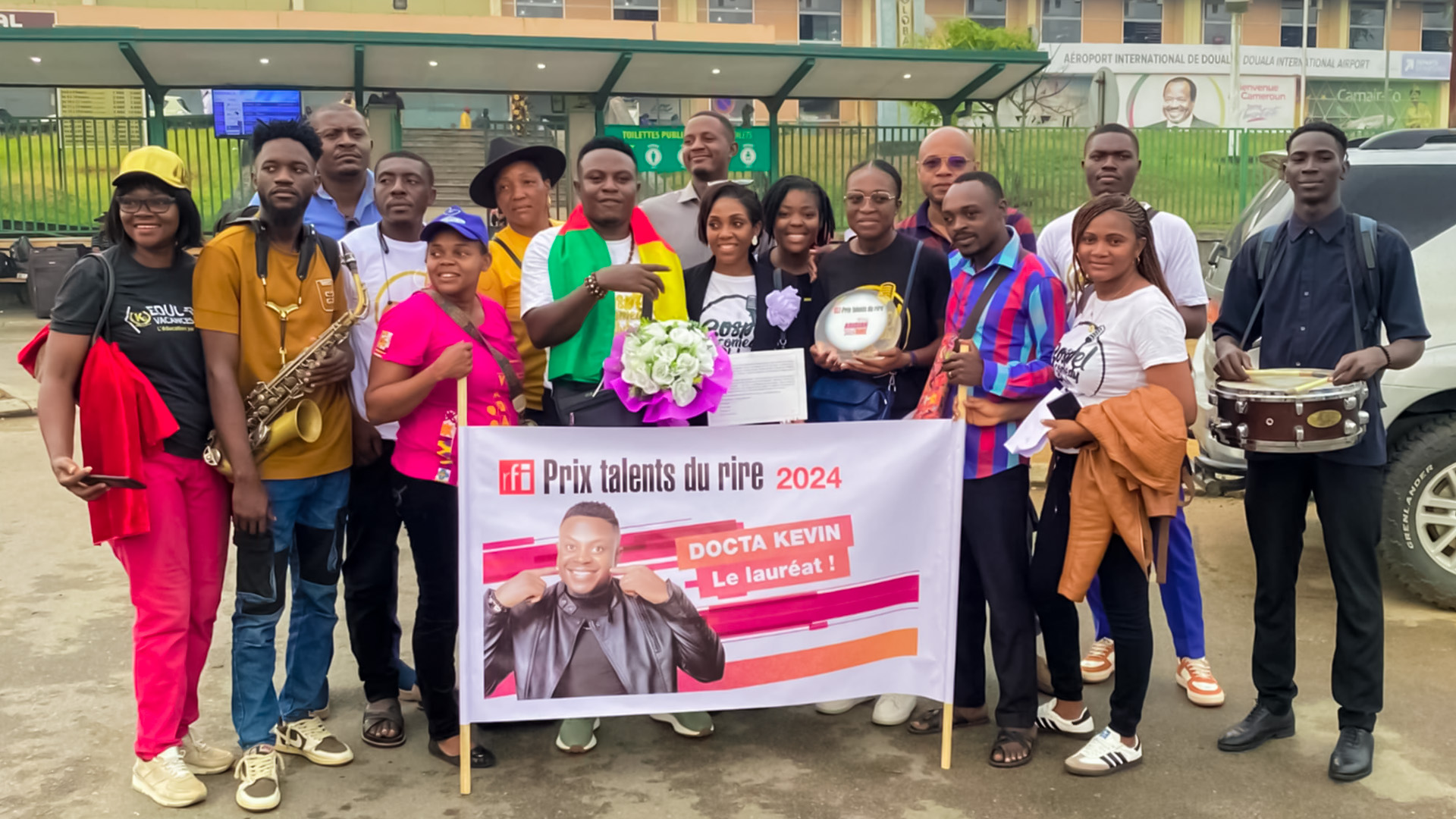 Docta Kevin at the top of the 10th RFI Talents du Rire 2025 Prize in Abidjan